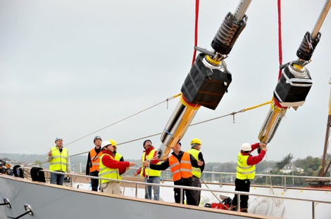 Image for article 'M5' Refit update: 90m mast removed